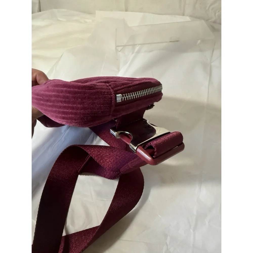 Lululemon Everywhere Belt Bag Corduroy